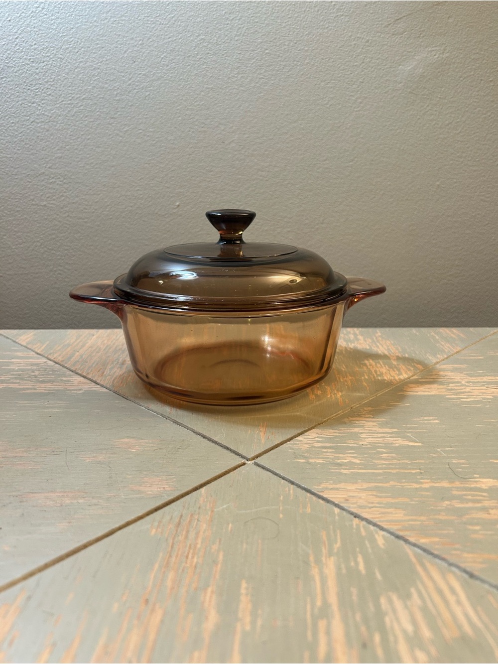 Vintage Corning Visions - Amber Glass Covered Casserole Dish - Home Kitchen